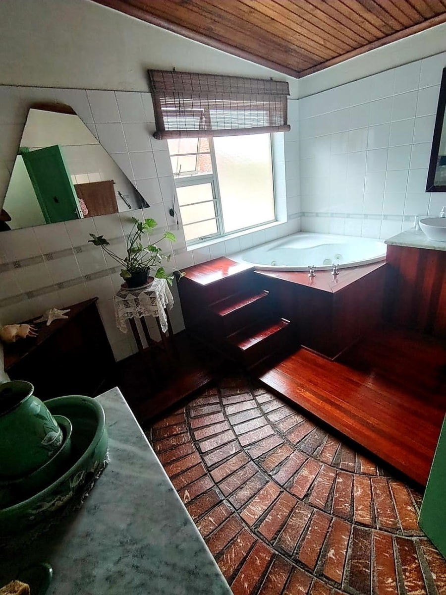 4 Bedroom Property for Sale in Amalinda Eastern Cape